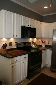Laminated Kitchen Cabinets
