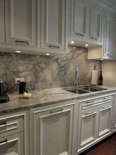 Kitchen Quartz Countertop